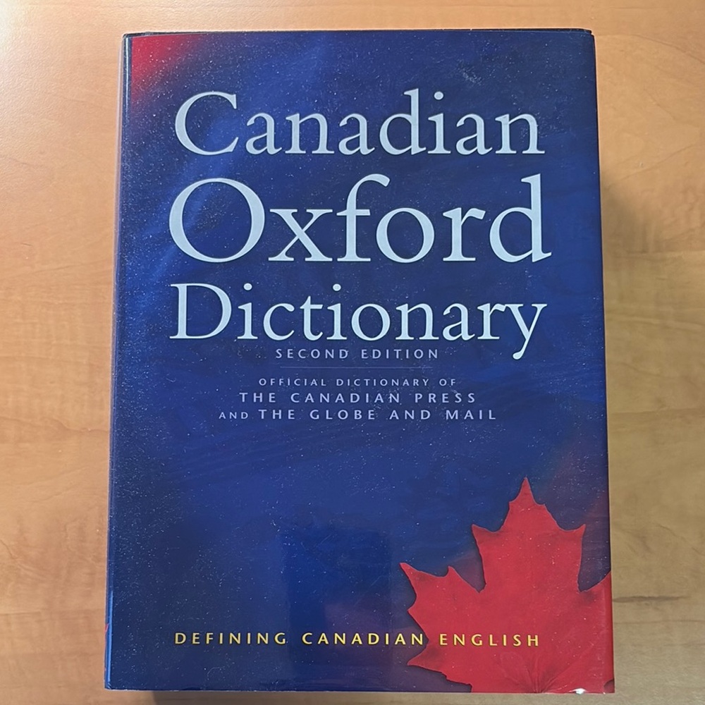Oxford Blue and Red Canadian Dictionary